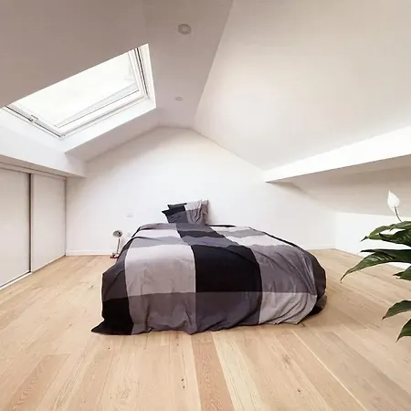 Prázdninový dům Maison Renove Proche Paris 15. *