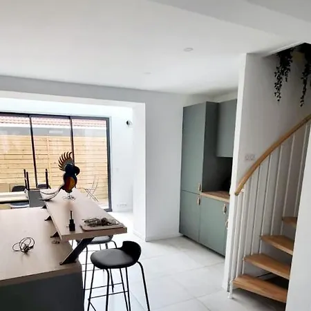 Maison Renove Proche Paris 15. Prázdninový dům Malakoff